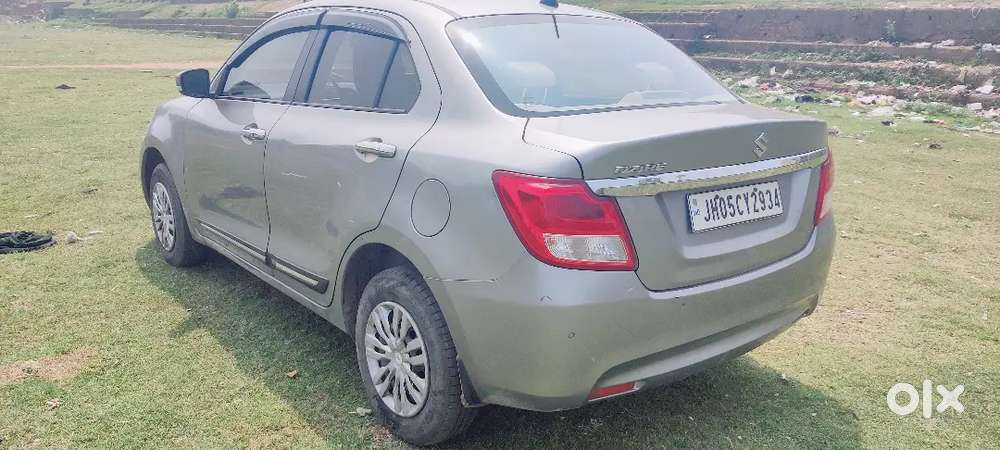 Maruti Suzuki Dzire 1.2 Vxi Amt 2021
