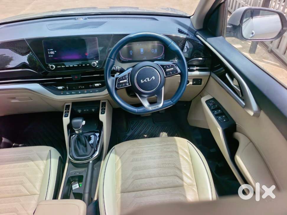 Kia Carens 1.4 Luxury Plus Dct 7 Str, 2022, Petrol