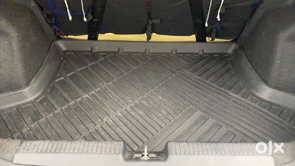 Maruti Suzuki Swift Dzire Zxi + Amt, 2022, Petrol