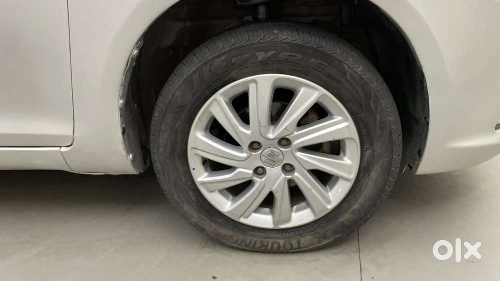 Maruti Suzuki Swift Dzire Amt Zdi, 2016, Diesel