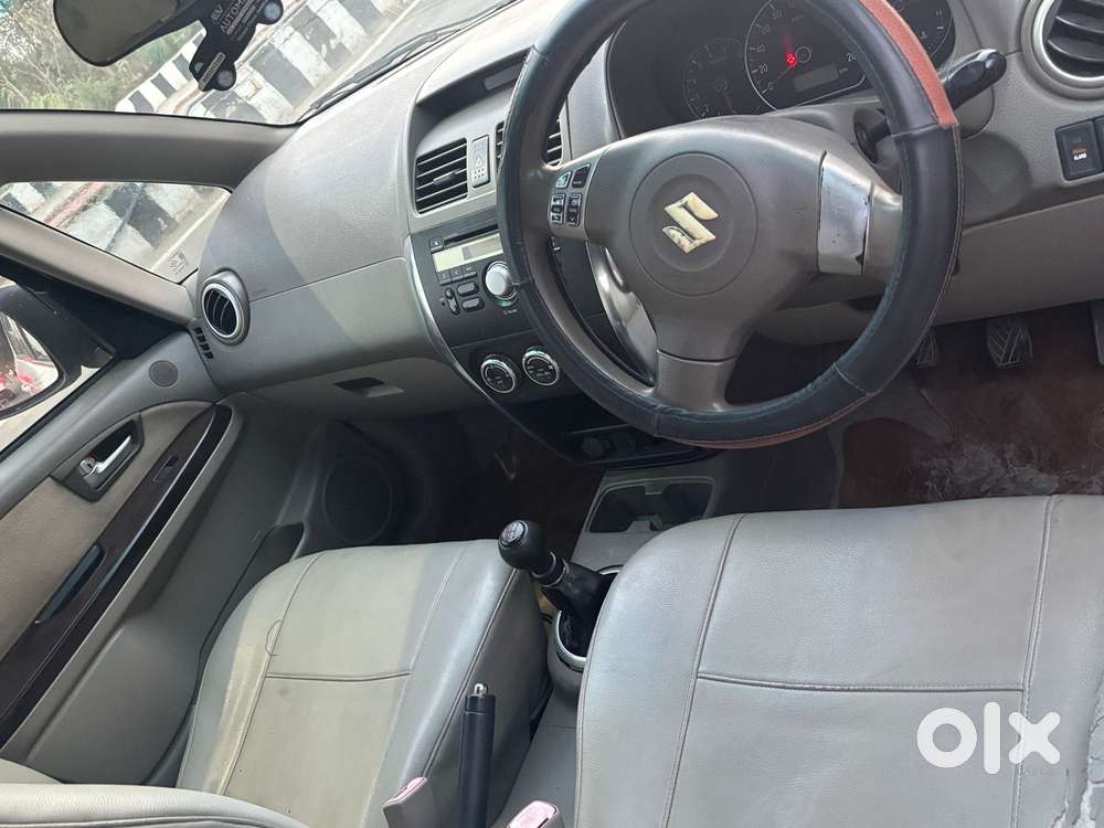 Maruti Suzuki Sx4 Zxi Mt Bsiv, 2011, Petrol