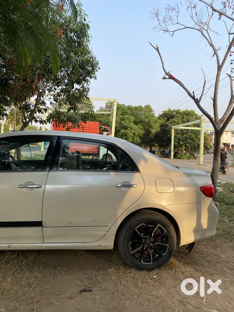 Toyota Corolla Altis 2010 Year