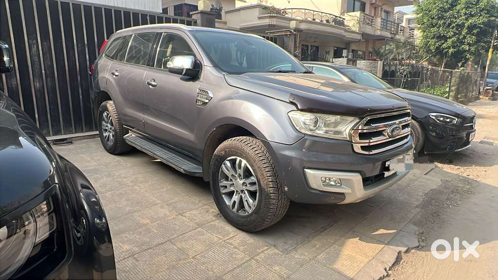Ford Endeavour 3.2 Titanium At 4x4, 2017, Diesel