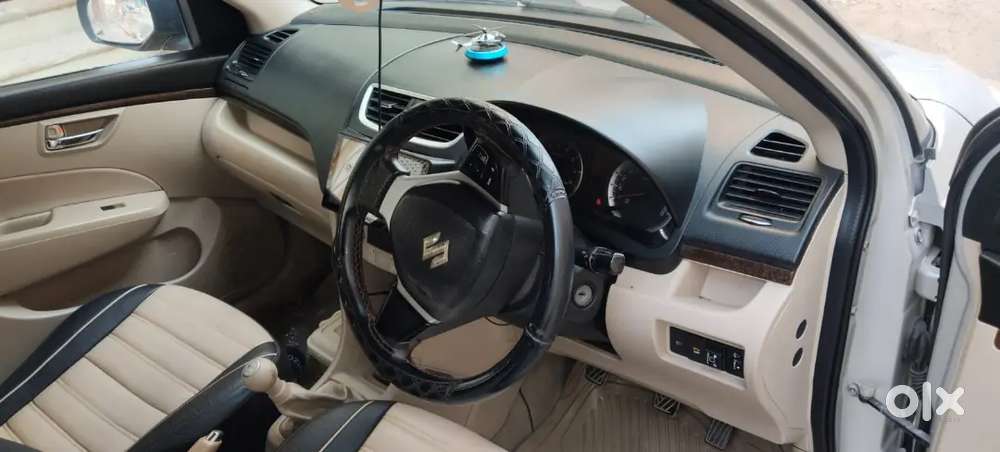 Maruti Suzuki Dzire 1.2 Zxi 2012