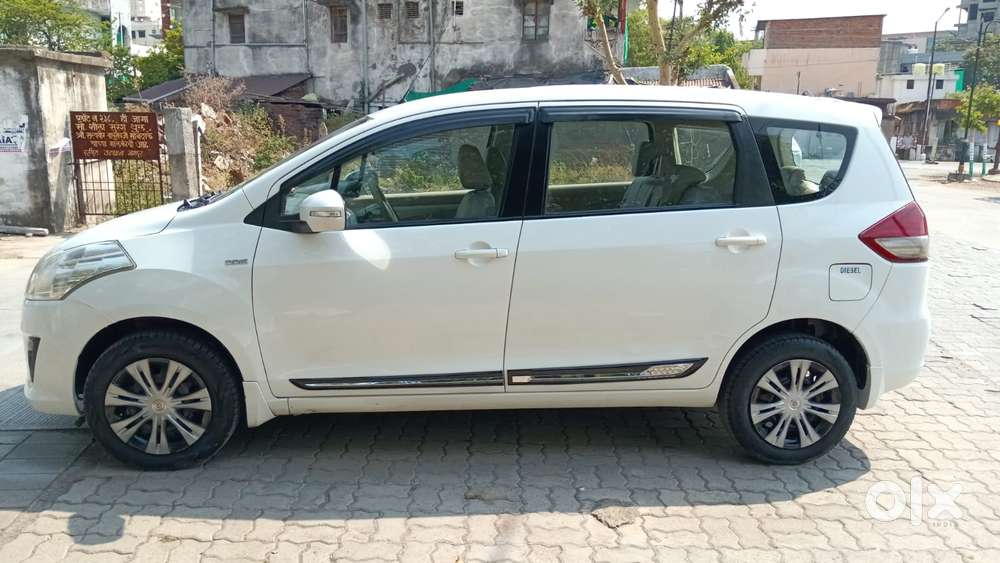 Maruti Suzuki Ertiga 2012-2015 Vdi, 2012, Diesel