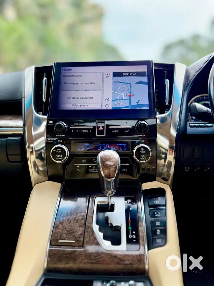Toyota Vellfire, 2021, Petrol