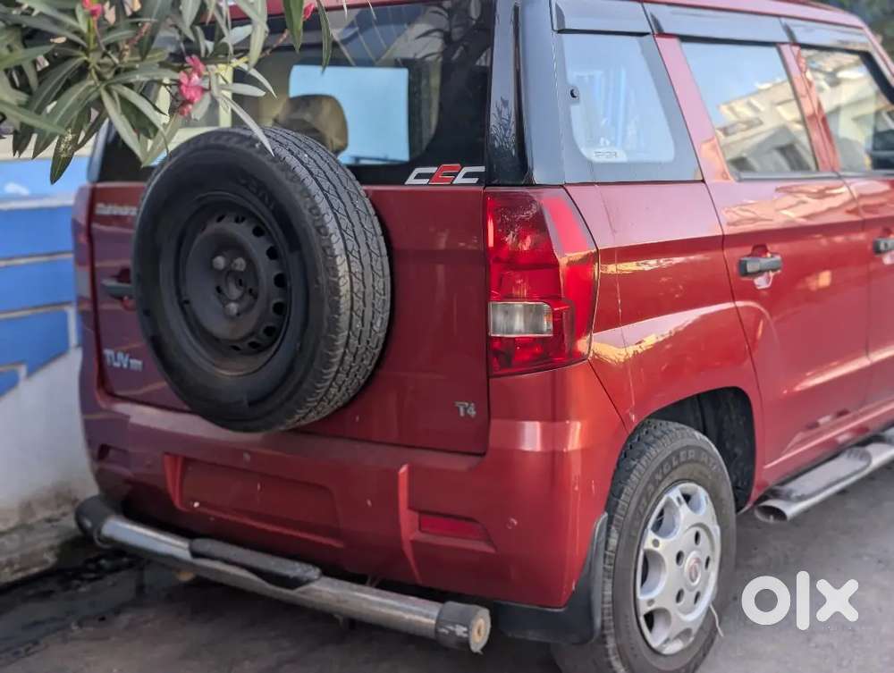 Mahindra Tuv 300 2016 Diesel 80000 Km Driven