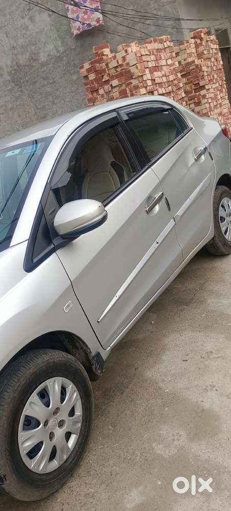 Honda Amaze 2017 87500 Km