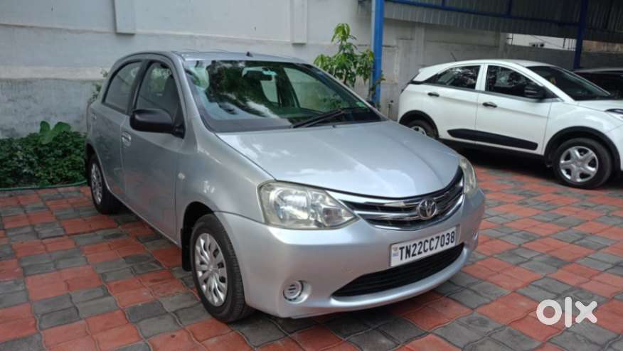 Toyota Etios Liva G, 2012, Petrol