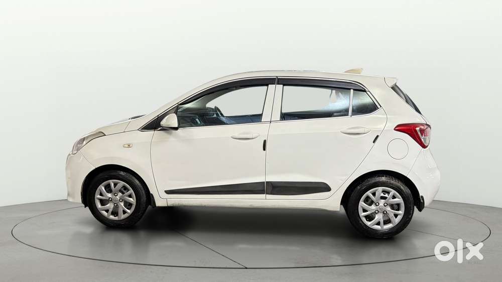 Hyundai Grand I10 Sportz 1.2 Kappa Vtvt, 2017, Petrol