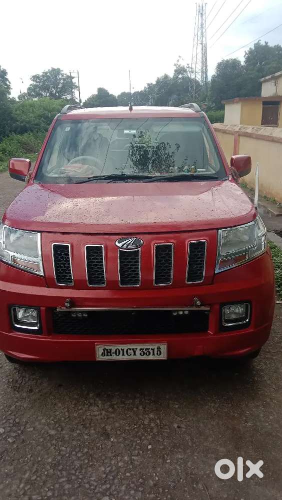 Mahindra Tuv 300 2018
