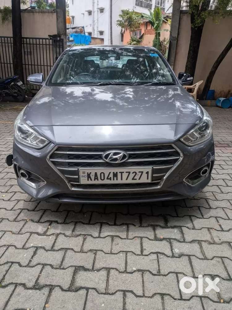 Hyundai Verna Fluidic 1.6 Vtvt Sx, 2017, Petrol