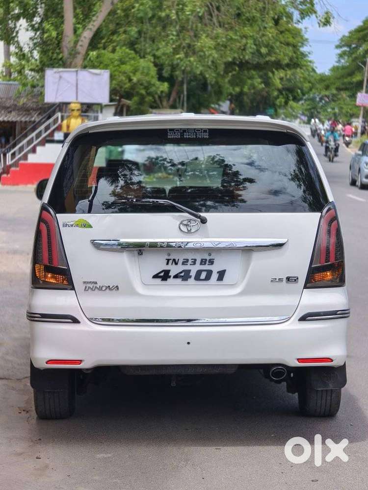 Toyota Innova 2.5 G (diesel) 8 Seater Bs Iv, 2012, Diesel