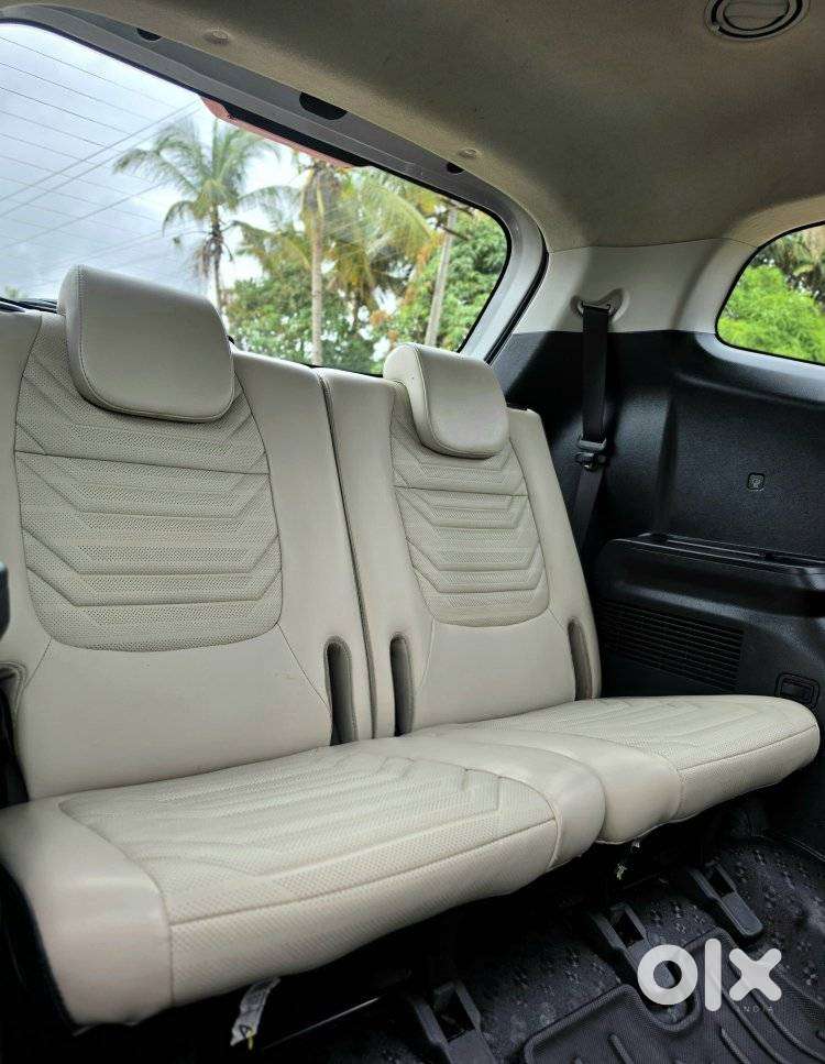 Kia Carens Luxury Plus Turbo Dct 8 Seater, 2024, Petrol