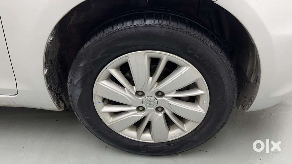 Maruti Suzuki Swift 1.3 Zxi, 2015, Petrol