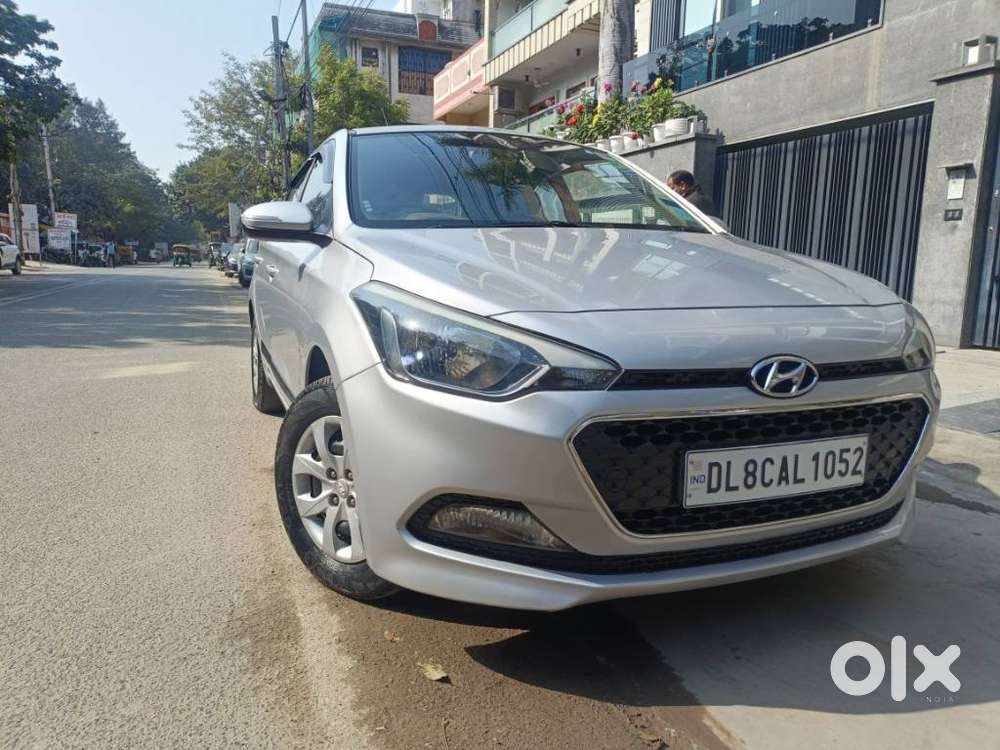 Hyundai I20 Sportz 1.2 Mt Dual Tone, 2015, Cng & Hybrids