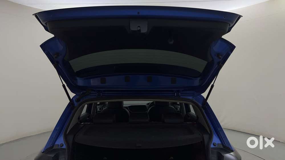 Volkswagen Taigun Topline 1.0 Tsi At (electric Seats), 2022, Petrol