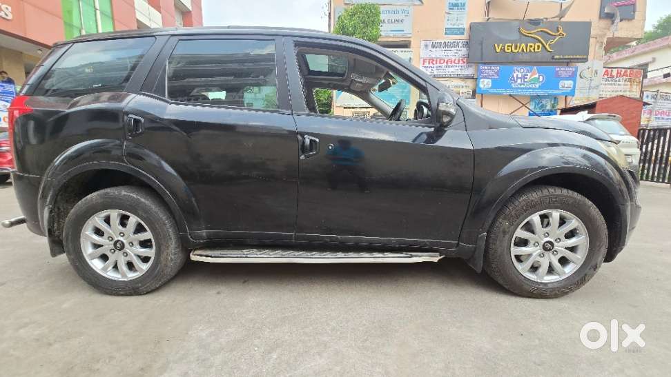 Mahindra Xuv500 W9, 2017