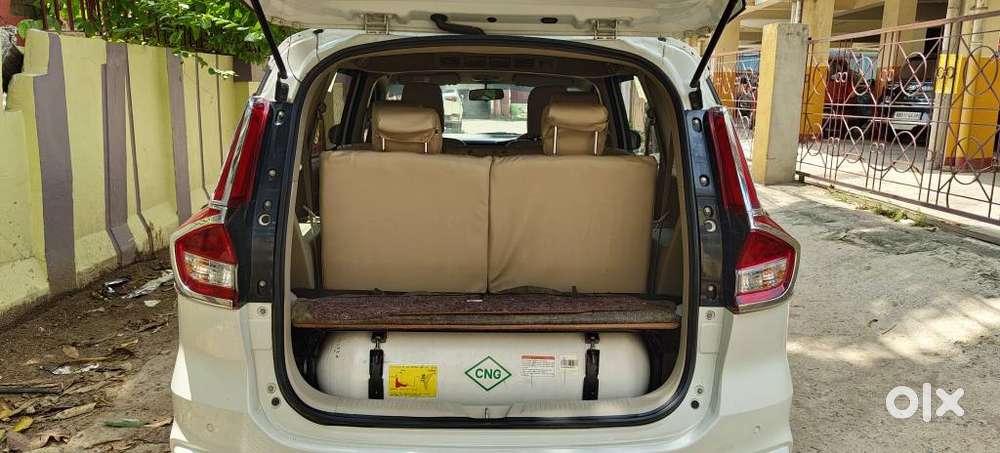 Maruti Suzuki Ertiga 1.4 Vxi Cng Anniversary Edition, 2024, Cng & Hy..