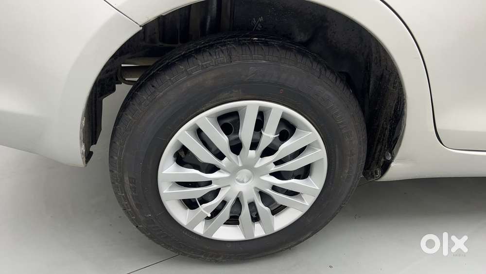 Maruti Suzuki Swift Dzire 1.3 Vxi, 2015, Petrol