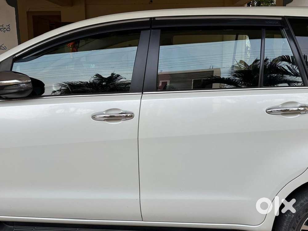 Toyota Innova Crysta 2021