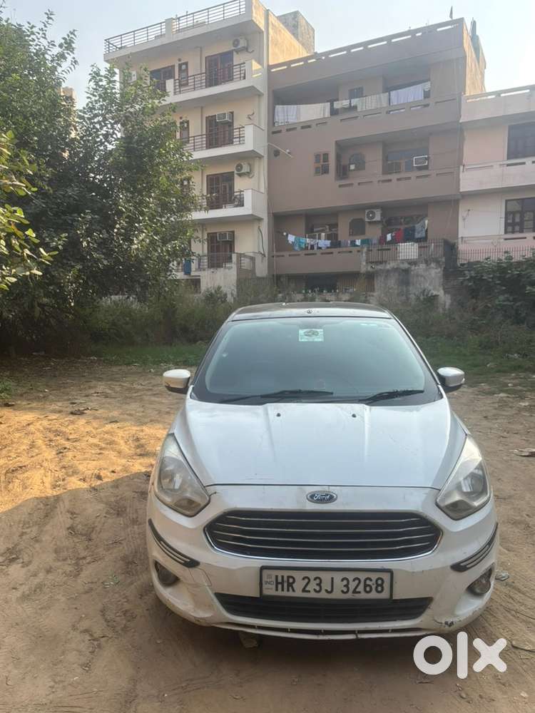 Ford Figo Petrol 2019