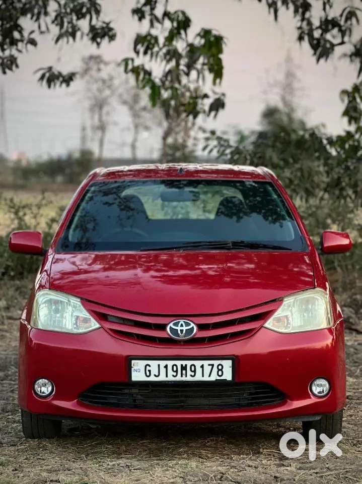 Toyota Etios Liva 1.2 G, 2012, Petrol