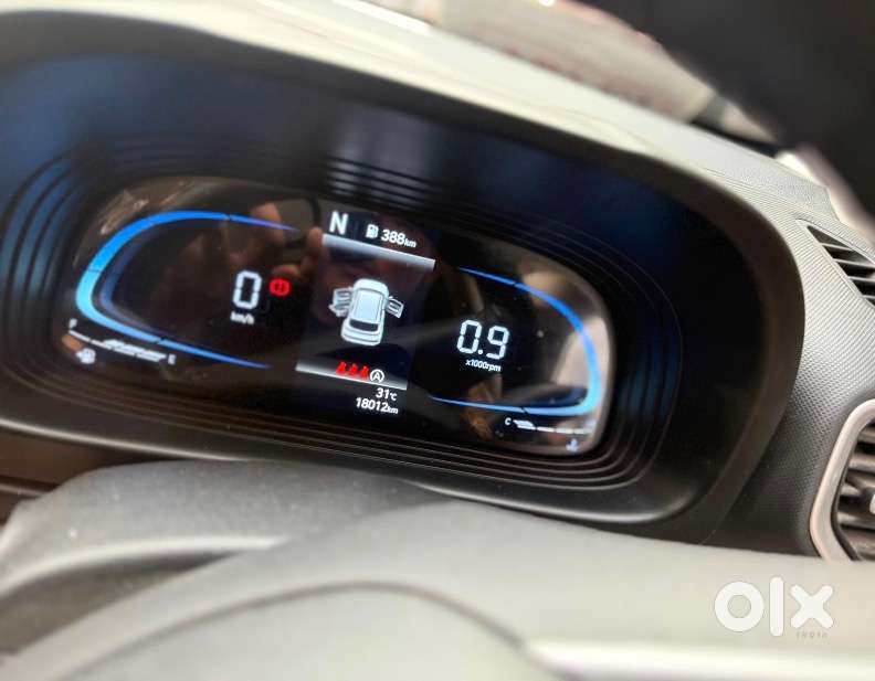 Hyundai Venue 2023 Petrol Well Maintained