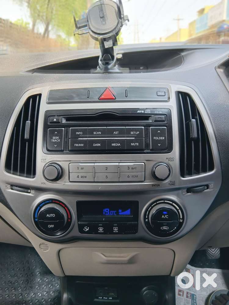 Hyundai I20 2012-2014 Magna, 2013, Petrol