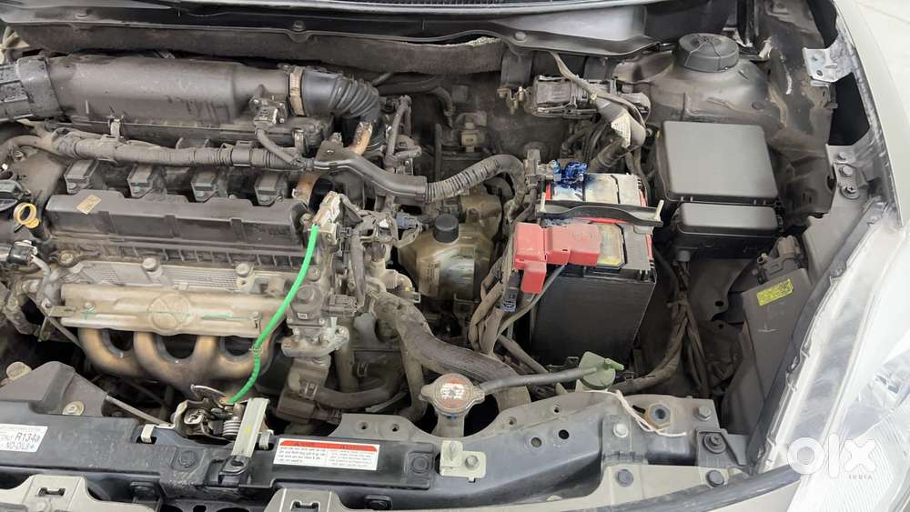 Maruti Suzuki Dzire Vxi Ags, 2022, Petrol