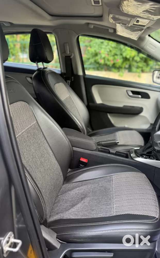 Tata Altroz Xz Plus (s), 2023, Petrol