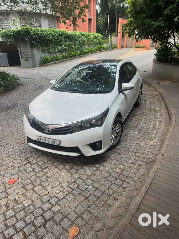Toyota Corolla Altis 2016