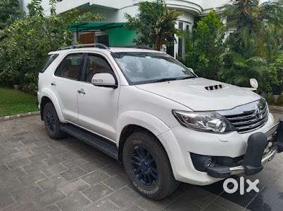 Toyota Fortuner Diesel 2012