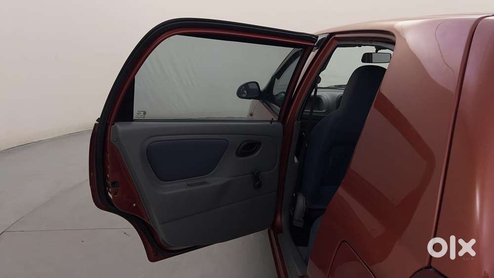 Maruti Suzuki Alto K10 2010-2014 Vxi, 2012, Petrol