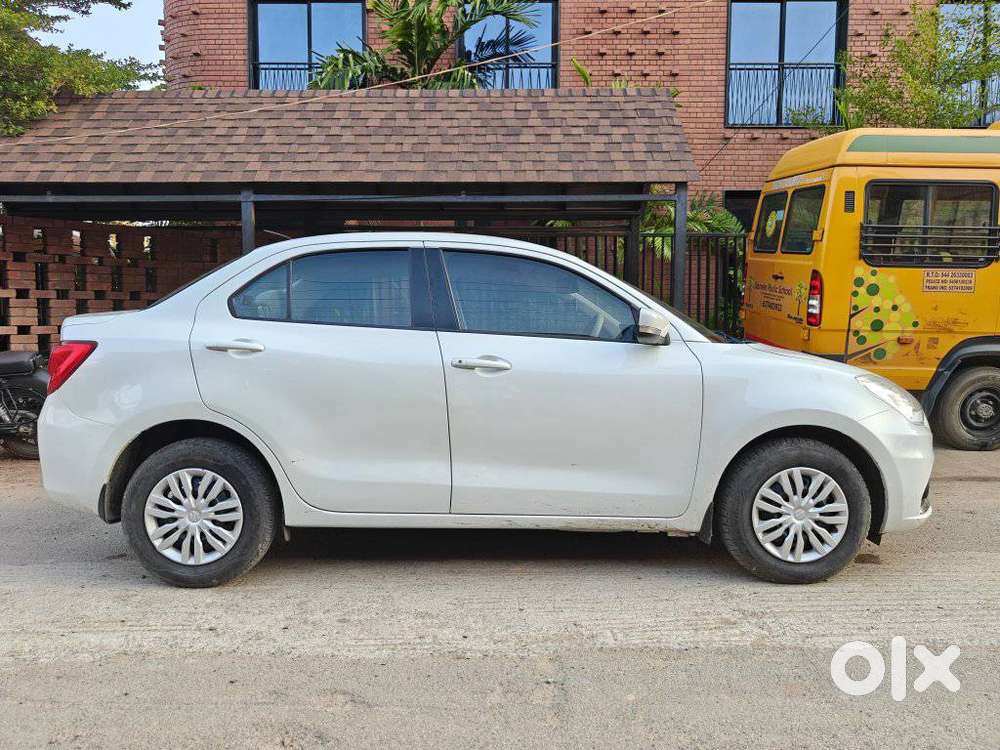 Maruti Suzuki Swift Dzire 1.3 Vxi, 2020, Petrol