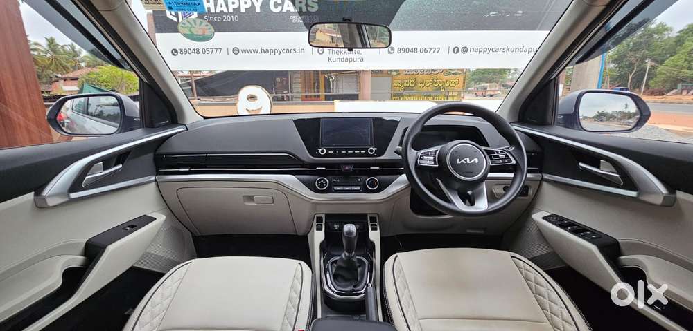 Kia Carens 1.5 Prestige 7 Str, 2023, Petrol
