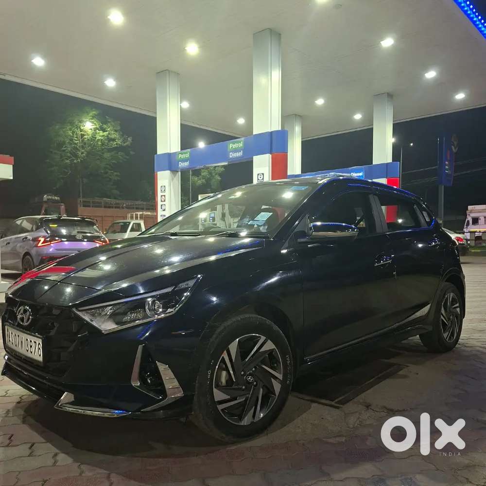 Hyundai New I20 2023 Petrol 19000 Km Driven, With Sunroof