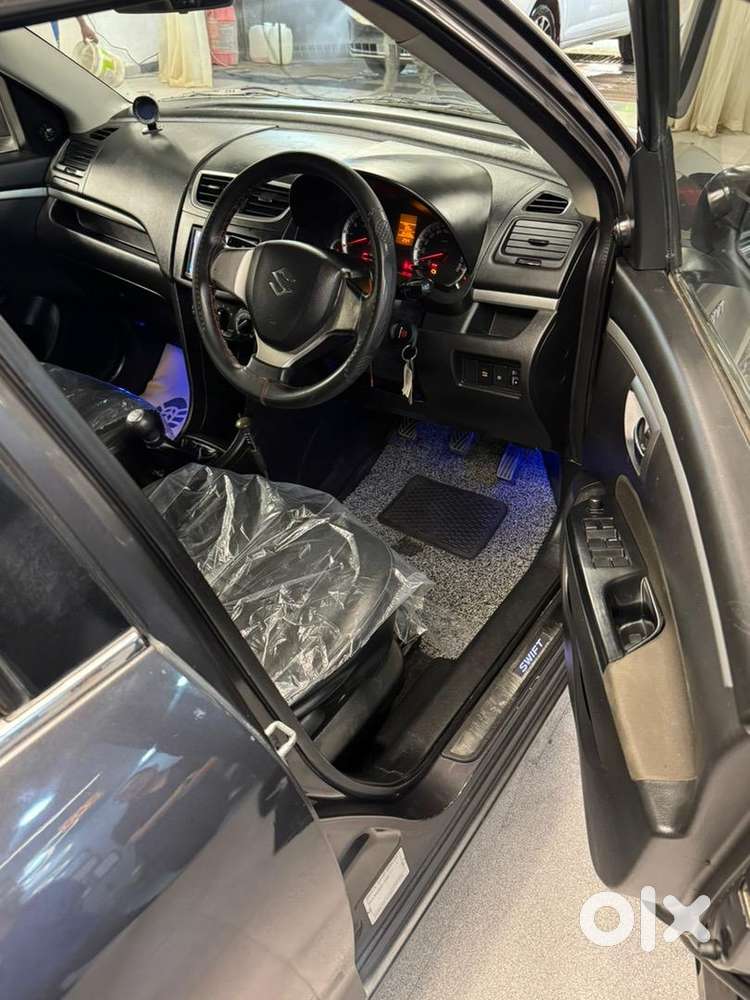 Maruti Suzuki Swift 2015 Petrol 25000 Km Driven With Service Record