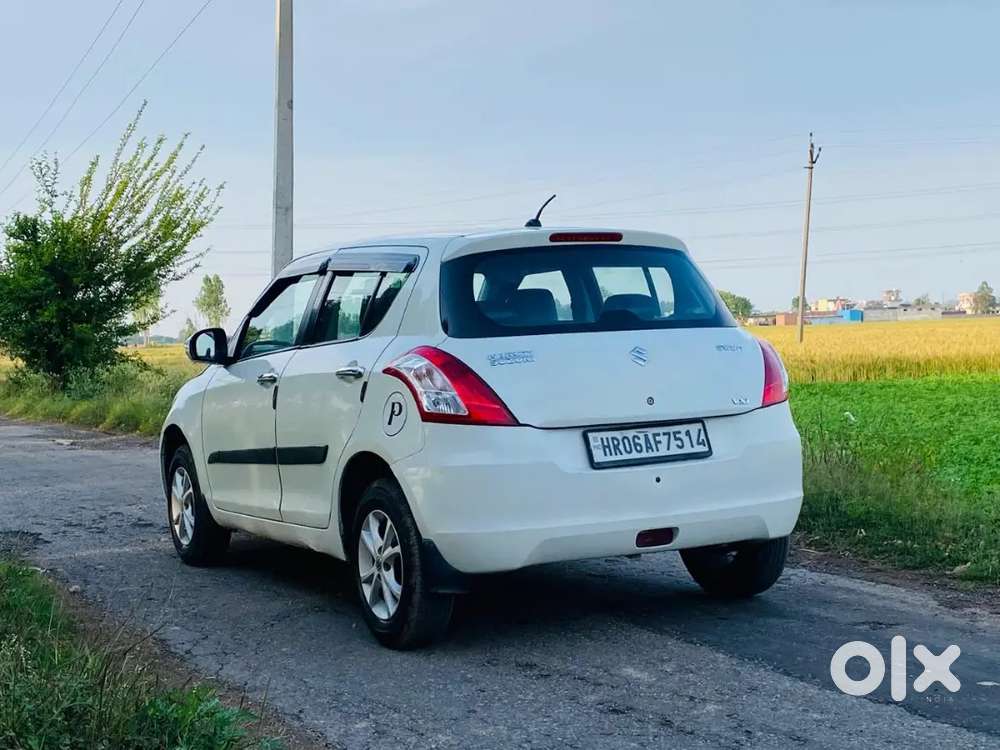 Swift Vxi 2015 Model 2nd Owner All Documents Complete New Brand Tyre