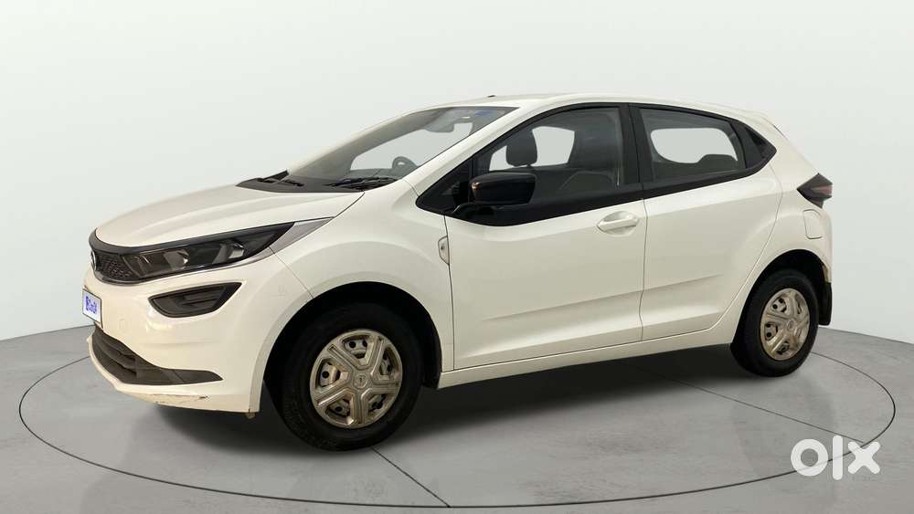 Tata Altroz 1.2 Xe, 2021, Petrol