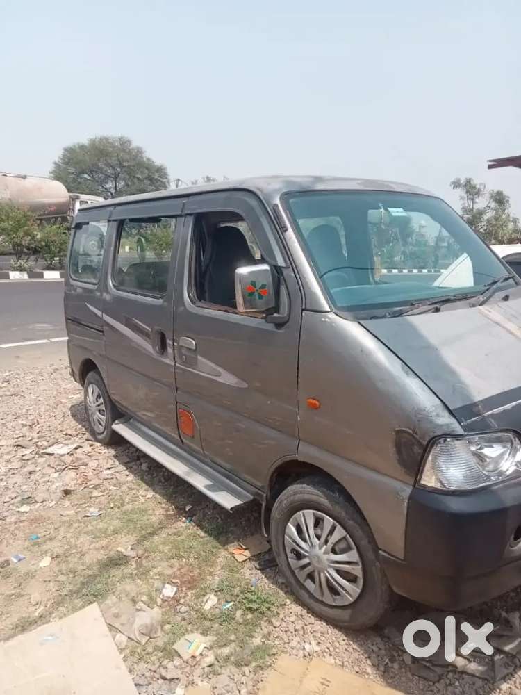 Maruti Suzuki Eeco 2011 Cng & Hybrids 268000 Km Driven