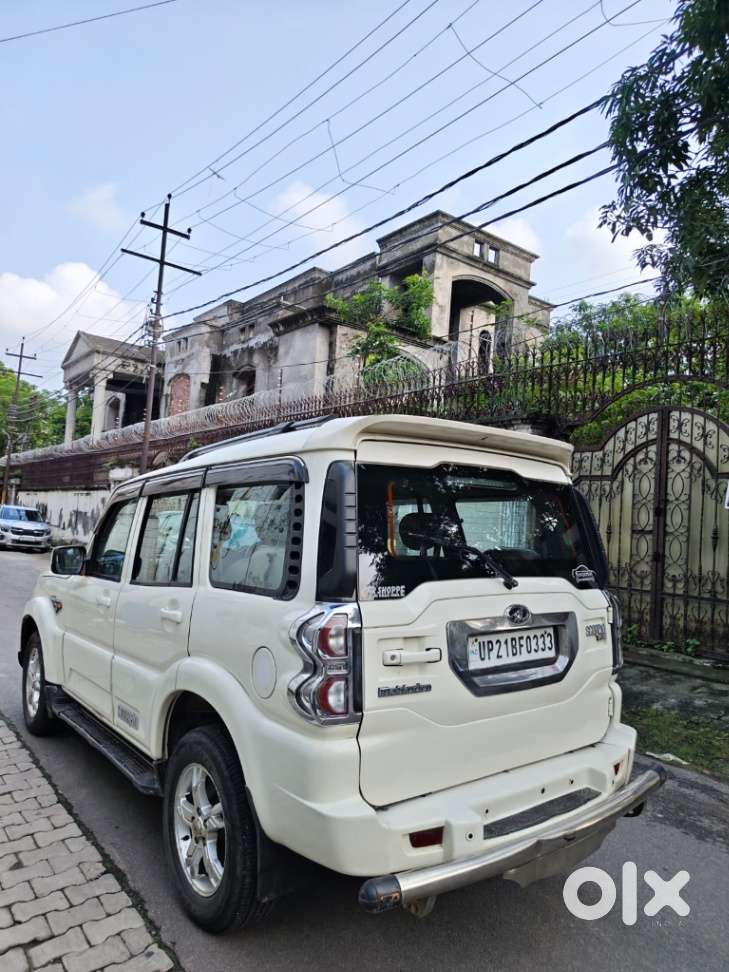 Mahindra Scorpio S8, 2016, Diesel