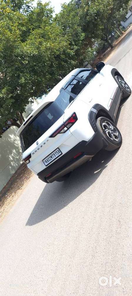 Maruti Suzuki Brezza 1.5 Vxi Cng, 2023, Cng & Hybrids