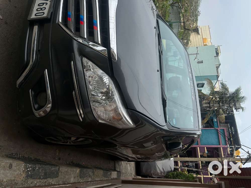 Toyota Innova 2015 Model