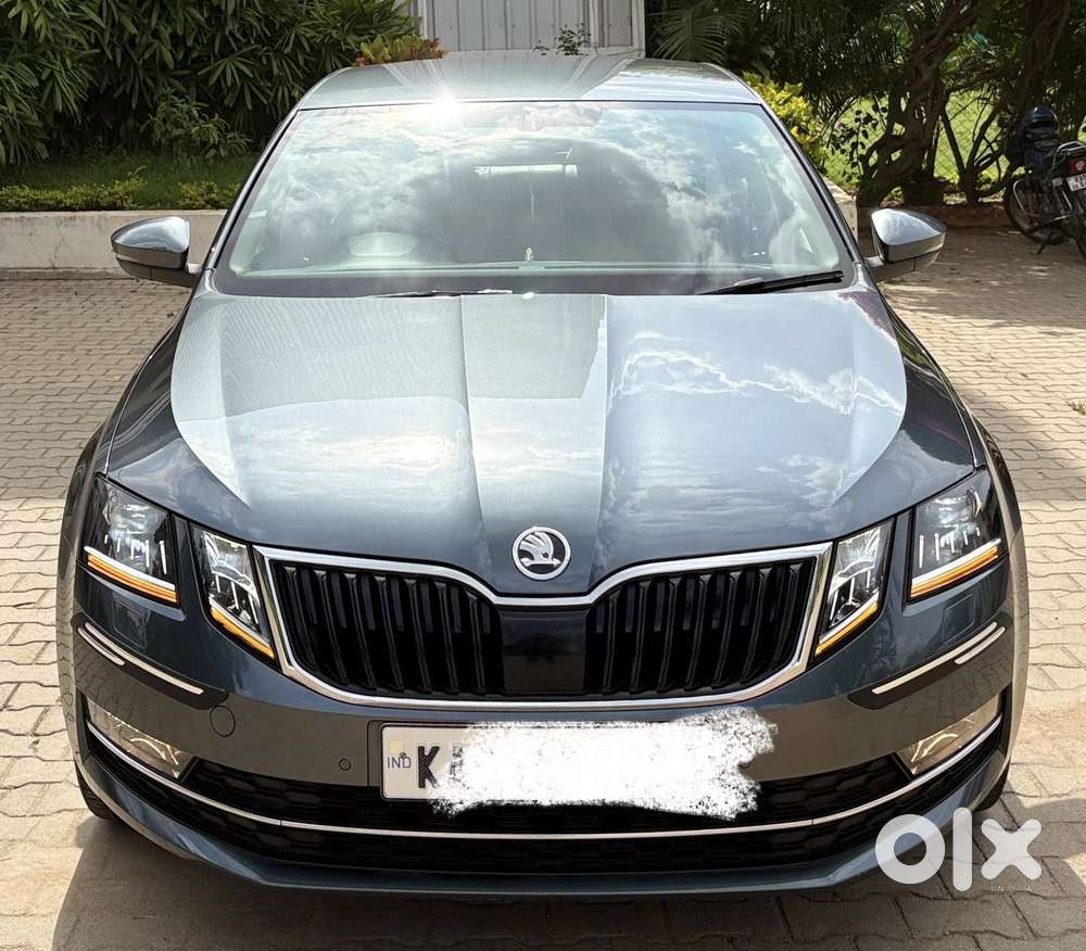 Skoda Octavia 1.8 TSI Style AT, 2018, Petrol