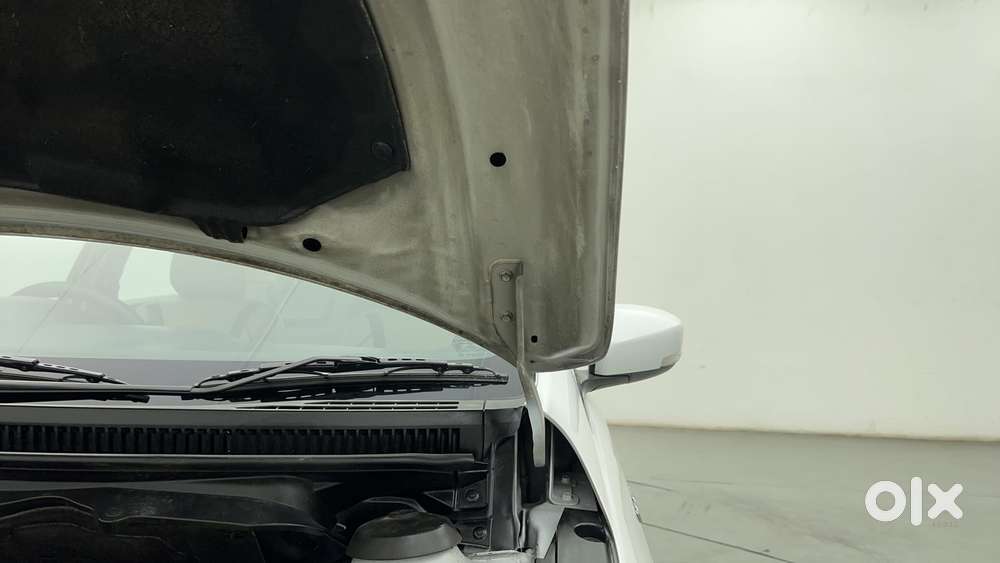 Maruti Suzuki Ciaz 2014-2017 At Zxi, 2016, Petrol