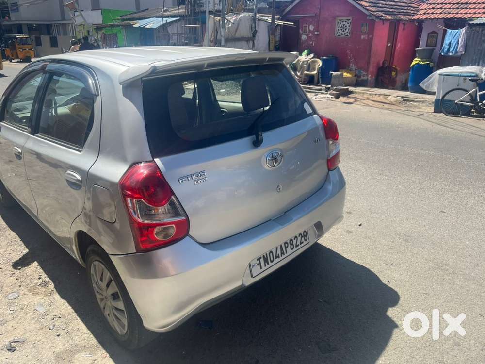 Toyota Etios Liva 2015