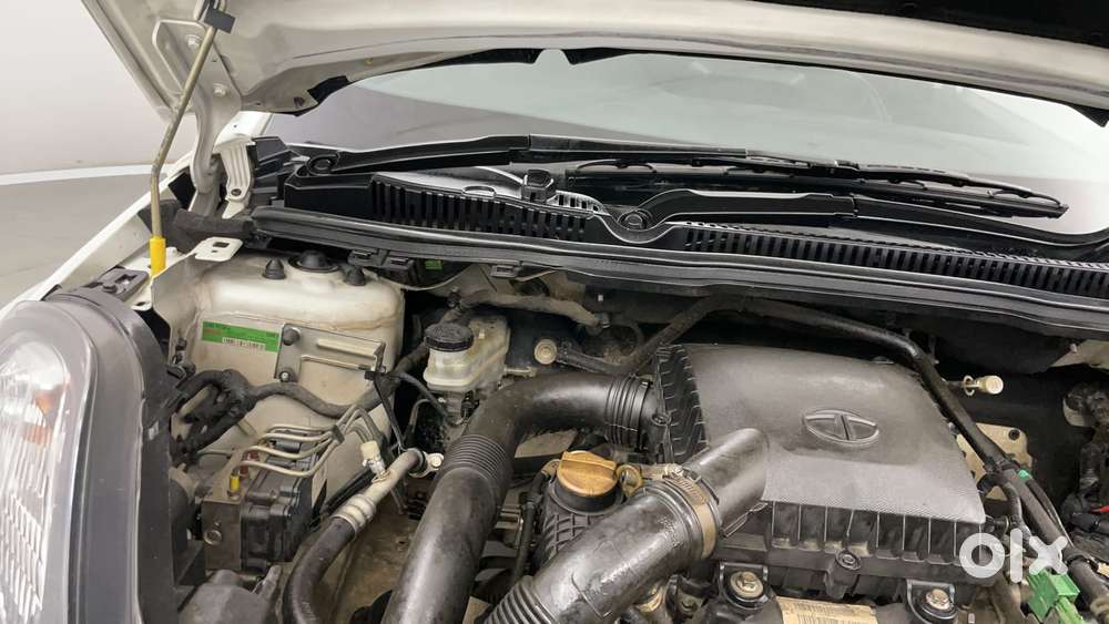 Tata Nexon 1.2 Revotron Xza Plus (l), 2019, Petrol