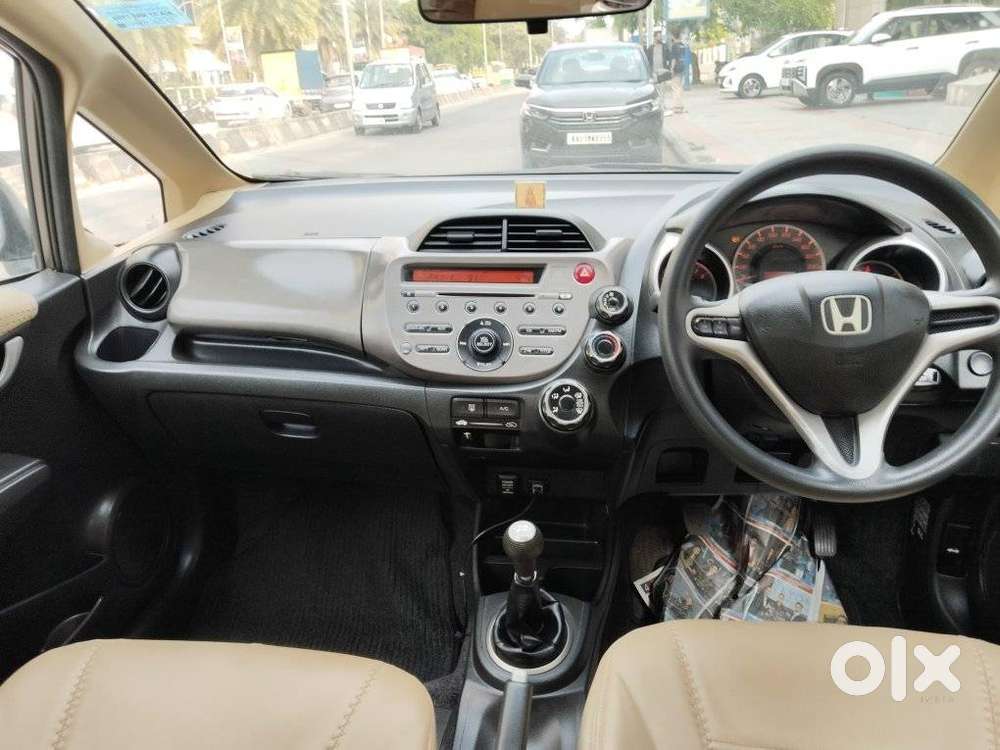 Honda Jazz S Mt I-vtec, 2011, Petrol