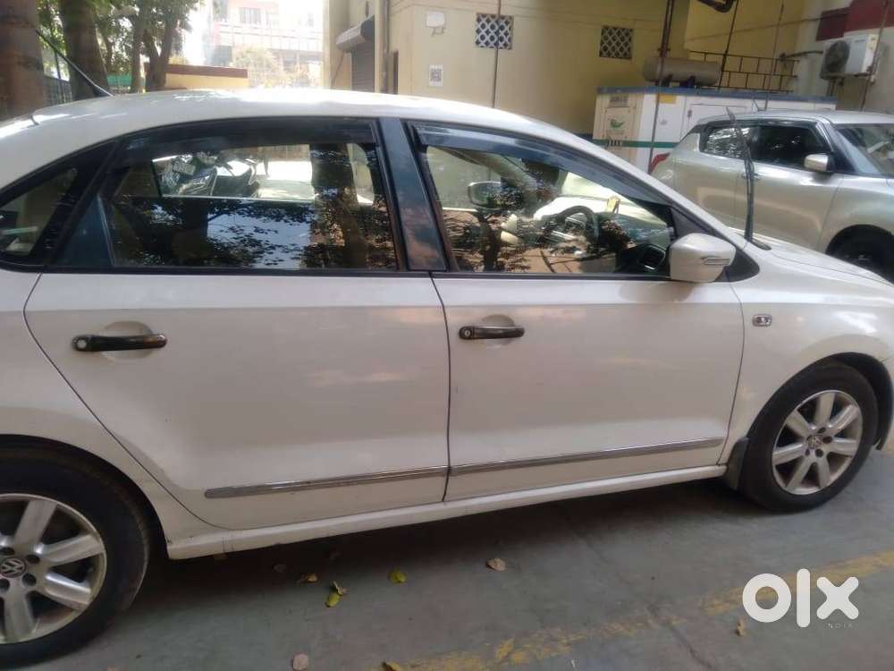 Volkswagen Vento 2010 Highline Petrol Very Well Maintained